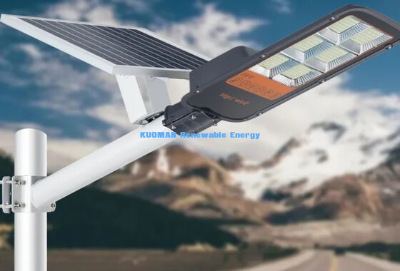 IP67 مضاد للماء 300W-500W ضوء الشارع الشمسي مع مستشعر الحركة الذكي مصباح الشارع LED